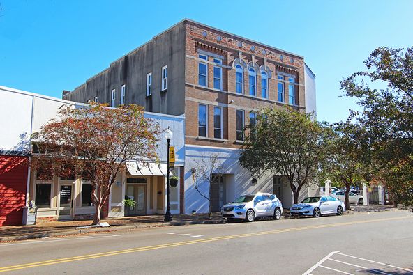 Office Space | Downtown Hattiesburg: 623 N Main St, Hattiesburg, MS 39401